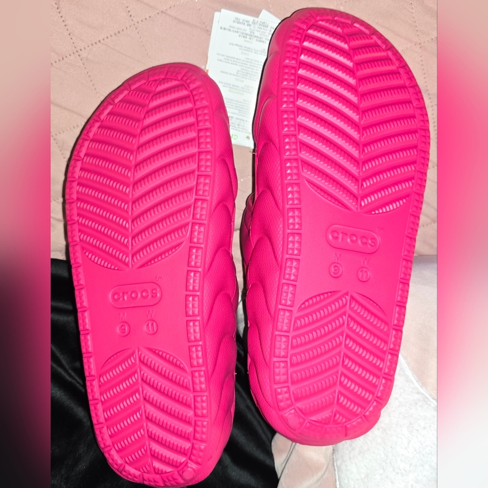 CROCS sandals cozzzy Unisex Size 11-9 - Picture 3 of 4